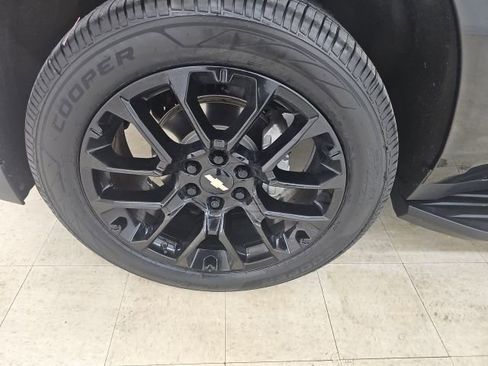 Used 2023 Chevrolet Tahoe LT w/ Luxury Package image 7