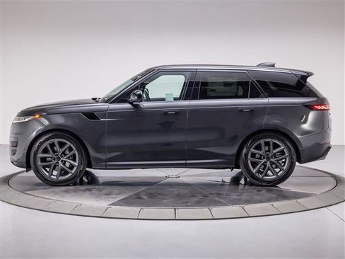 New 2026 Land Rover Range Rover Sport SE image 2