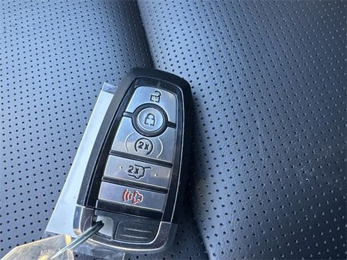 Used 2023 Ford Escape Platinum image 38