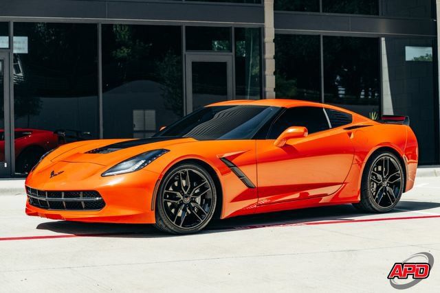 Used 2019 Chevrolet Corvette Stingray Coupe w/ Carbon Flash Badge Package RWD image 5