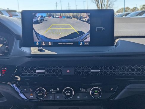Used 2025 Honda Accord Sport image 15