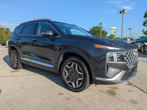 Used 2023 Hyundai Santa Fe Limited image 2