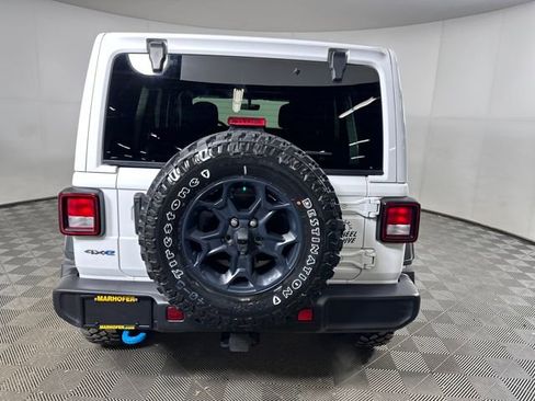 Used 2023 Jeep Wrangler Unlimited w/ Sun & Screen Package image 4