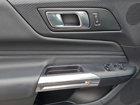 Used 2024 Ford Mustang GT Premium image 11