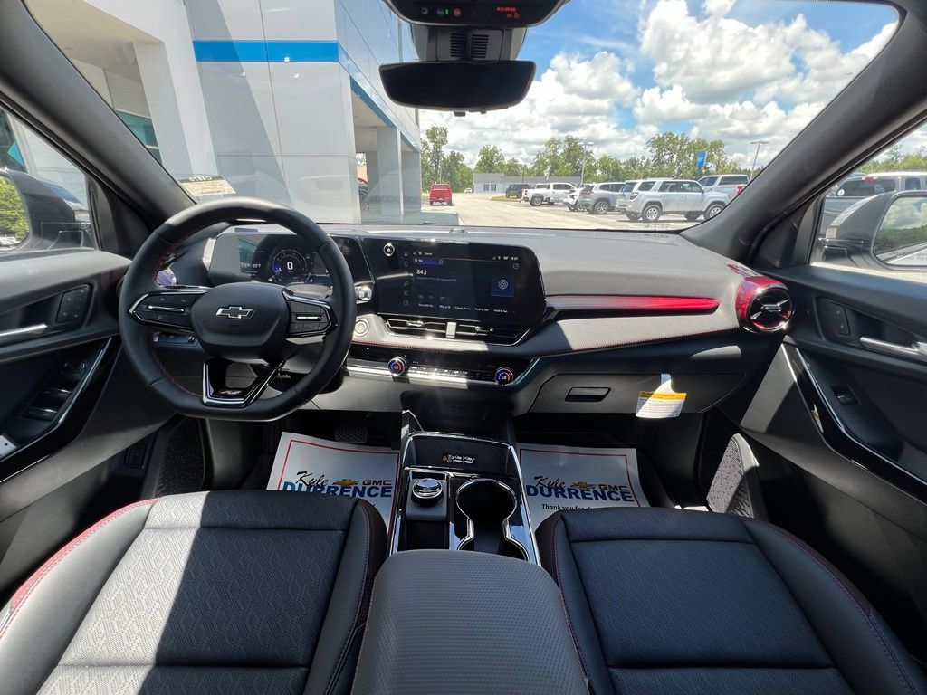 New 2026 Chevrolet Equinox RS w/ Convenience Package III FWD image 2