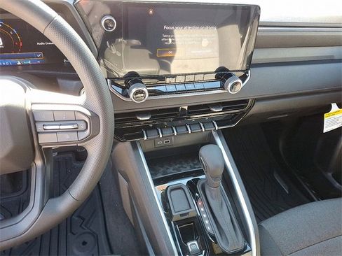 New 2026 Chevrolet Colorado W/T image 7