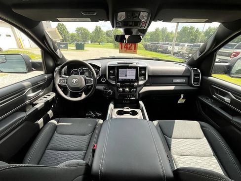New 2026 RAM 1500 Big Horn w/ Night Edition AWD/4WD image 38