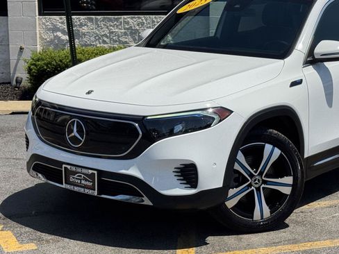 Used 2023 Mercedes-Benz EQB 350 4MATIC SUV w/ Exclusive Package image 3