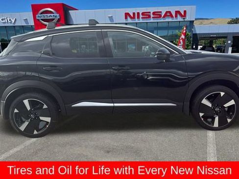 New 2026 Nissan Kicks SR w/ Cold Weather Package image 2