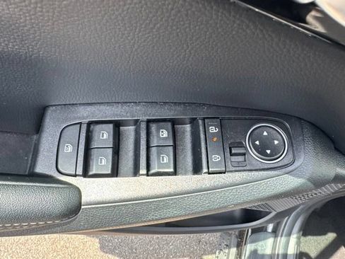 Used 2024 Kia Seltos EX AWD/4WD image 8