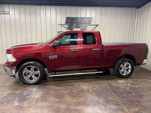 Used 2019 RAM 1500 Tradesman w/ Tradesman SXT Package image 3