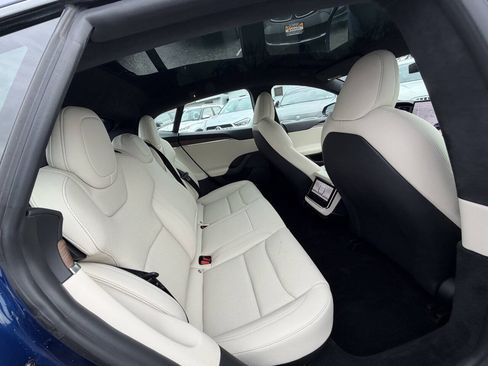 Used 2022 Tesla Model S AWD/4WD image 15