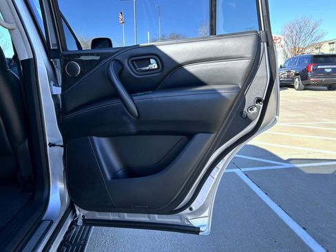 Used 2021 INFINITI QX80 Luxe AWD/4WD image 17