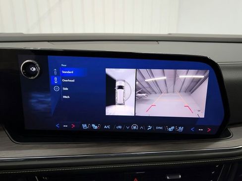 Used 2025 Chevrolet Tahoe Premier image 23