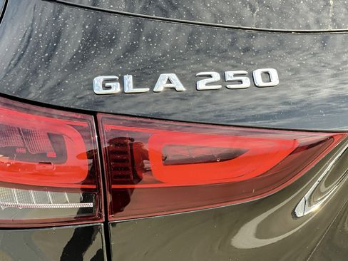 Used 2023 Mercedes-Benz GLA 250 image 26