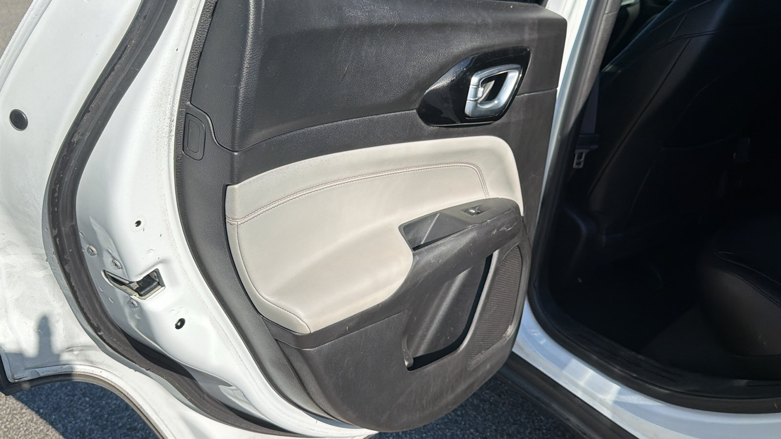 Used 2024 Jeep Compass Limited AWD/4WD image 22