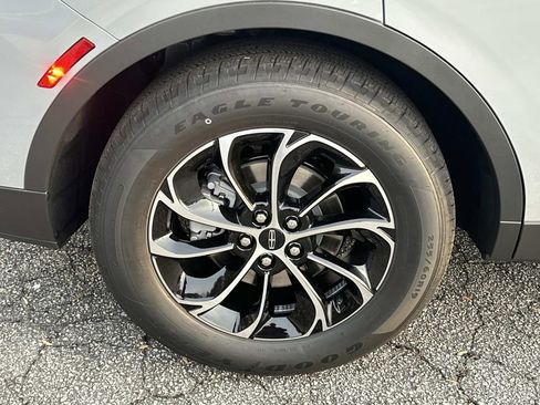 New 2026 Lincoln Nautilus Premier w/ Equipment Group 102A image 17