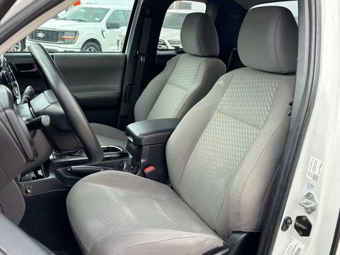 Used 2023 Toyota Tacoma SR RWD image 12