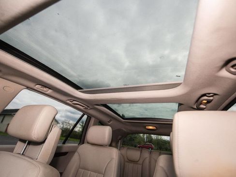 Used 2007 Mercedes-Benz R 350 4MATIC image 12