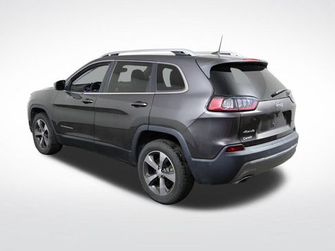 Used 2019 Jeep Cherokee Limited w/ Luxury Group AWD/4WD image 4