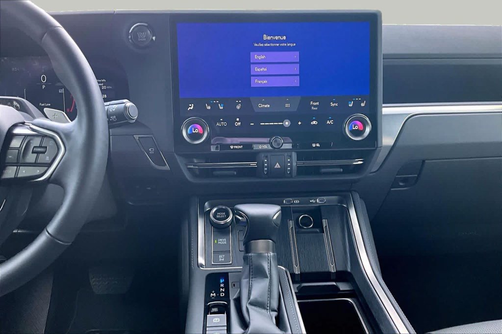 Used 2026 Lexus GX 550 w/ Cold Area Package AWD/4WD image 7