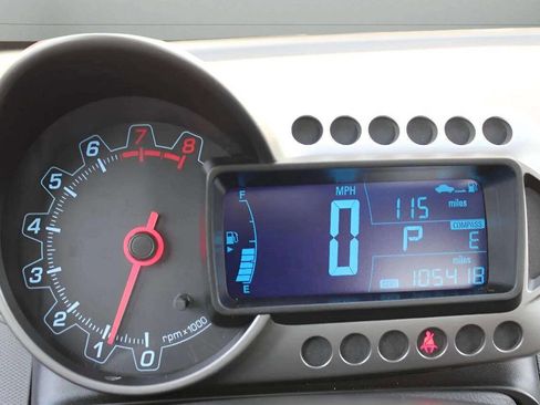 Used 2014 Chevrolet Sonic LT image 14