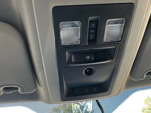 Used 2012 RAM 1500 Limited AWD/4WD image 15