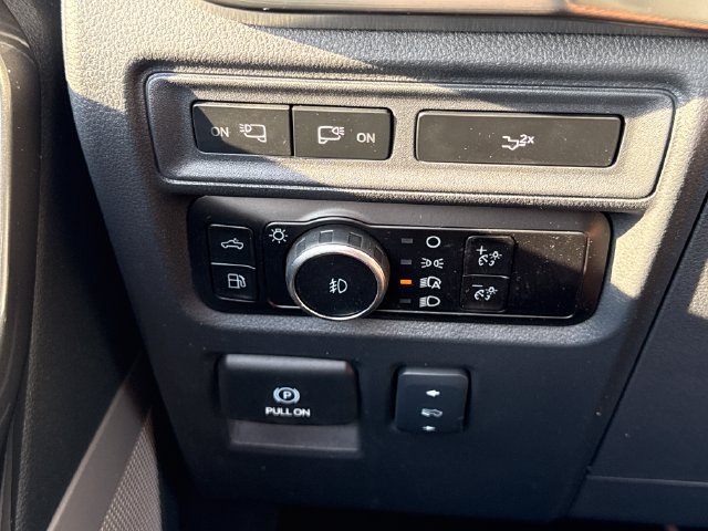 Used 2023 Ford F150 Lariat w/ Equipment Group 502A High AWD/4WD image 39