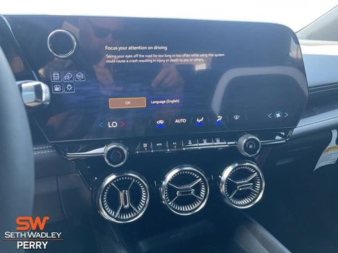 New 2025 Chevrolet Blazer EV LT w/ Super Cruise Package AWD/4WD image 28