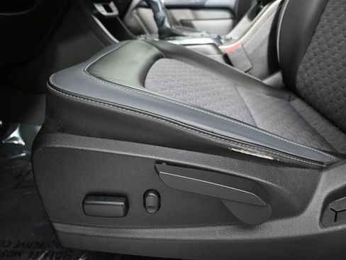 Used 2022 Chevrolet Colorado Z71 w/ Trail Boss Package image 21