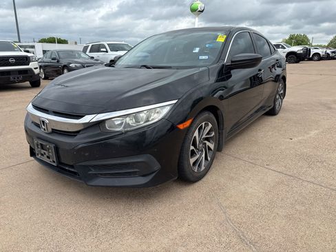 Used 2016 Honda Civic EX image 3
