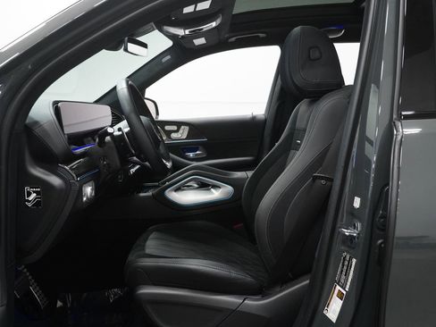 New 2025 Mercedes-Benz GLS 63 AMG GLS 63 AMG image 2