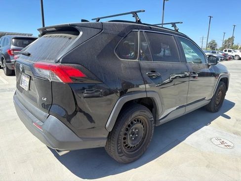 Used 2019 Toyota RAV4 LE w/ All Weather Liner Package FWD image 2