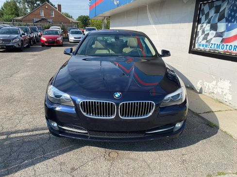 Used 2012 BMW 528i xDrive Sedan AWD/4WD image 5