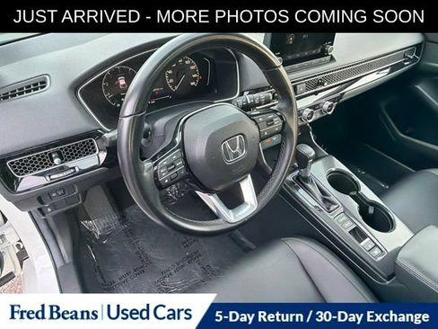 Used 2024 Honda Civic EX-L image 10