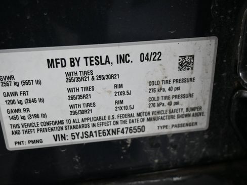 Used 2022 Tesla Model S Plaid image 8