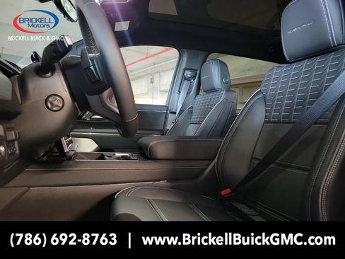 New 2025 GMC Sierra EV Denali AWD/4WD image 17