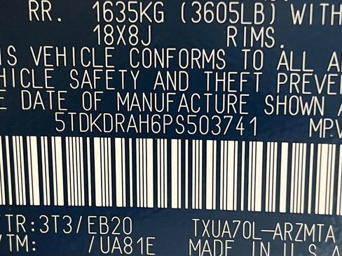 Used 2023 Toyota Highlander XLE FWD image 34
