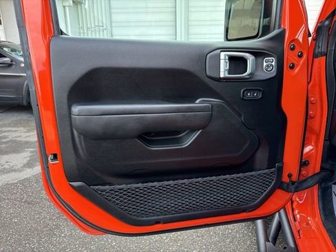 Used 2023 Jeep Wrangler Willys image 23