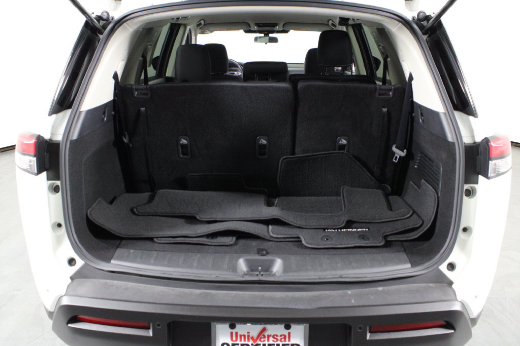 Certified 2024 Nissan Pathfinder SV FWD image 18