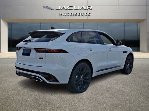 New 2026 Jaguar F-PACE R-Dynamic S image 4