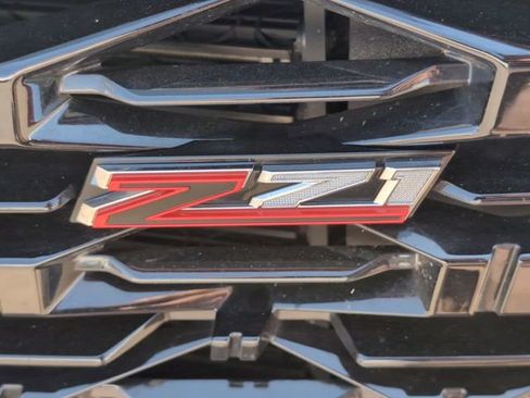Certified 2025 Chevrolet Traverse Z71 AWD/4WD image 31