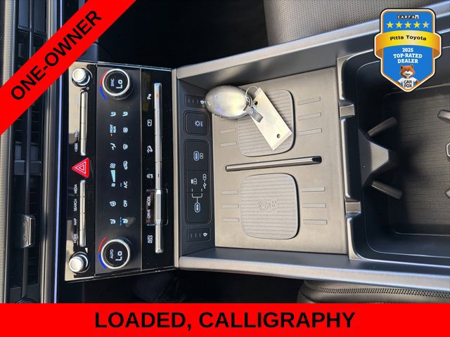 Used 2025 Hyundai Santa Fe Calligraphy w/ Tow & Go Package FWD image 32