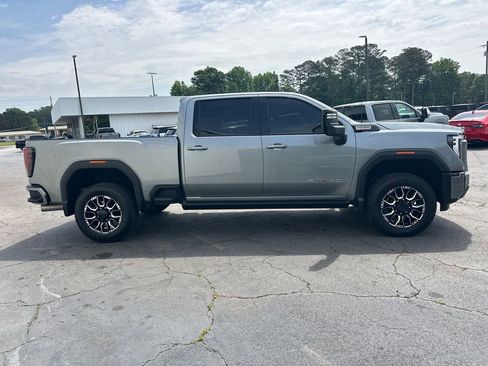 Used 2024 GMC Sierra 2500 AT4 w/ AT4 Premium Plus Package AWD/4WD image 5