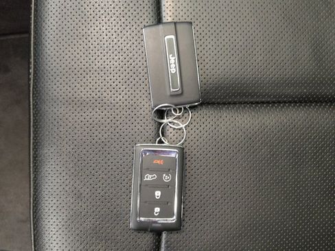 Used 2022 Jeep Grand Cherokee Limited 4xe w/ Luxury Tech Group II image 32