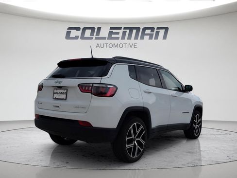 Used 2025 Jeep Compass Limited AWD/4WD image 5
