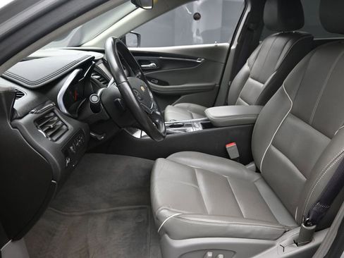 Used 2016 Chevrolet Impala LTZ FWD image 11