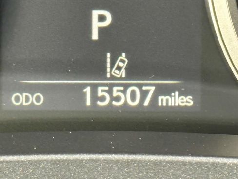 Used 2019 Lexus NX 300 image 29