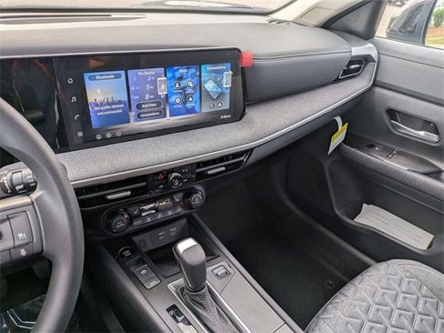 New 2026 Nissan Kicks SV w/ SV Premium Package image 20