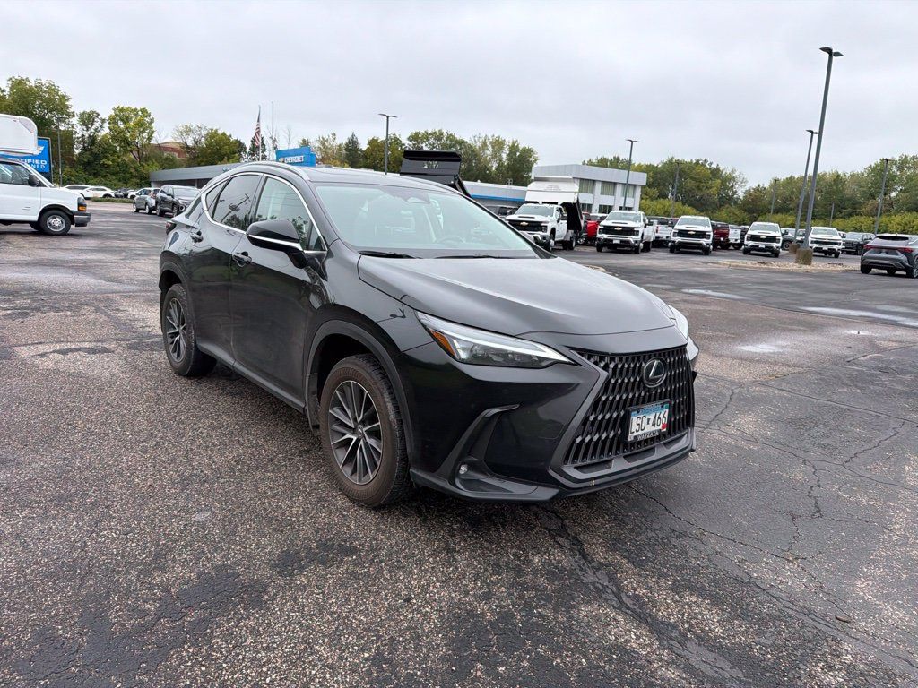 Used 2024 Lexus NX 350 AWD w/ Vision Package image 11